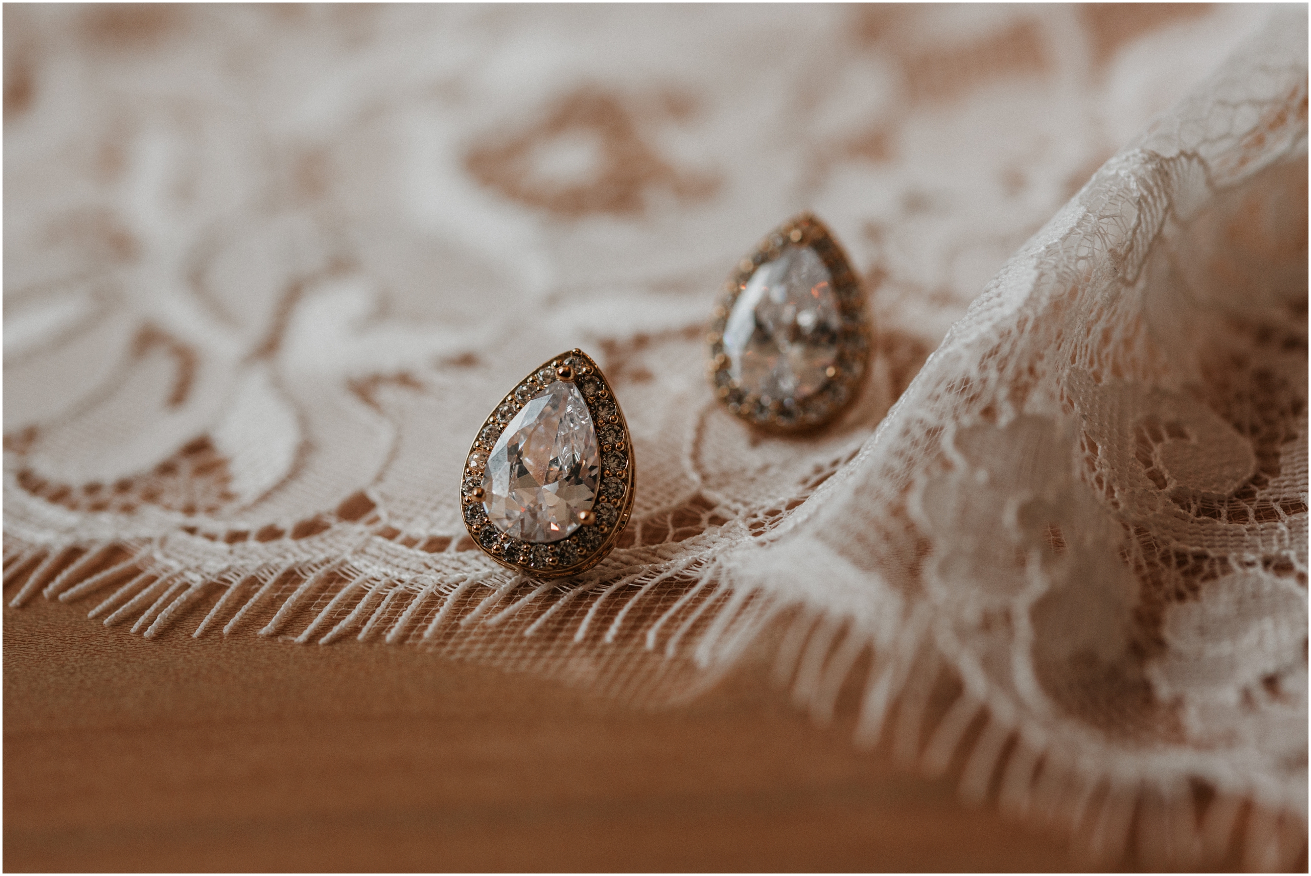 diamond earrings wedding bride